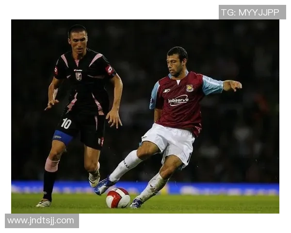 德云社足球球星的崛起与挑战 解读他们在绿茵场上的精彩表现与未来前景 德云社足球球星的崛起与挑战 解读他们在绿茵场上的精彩表现与未来前景