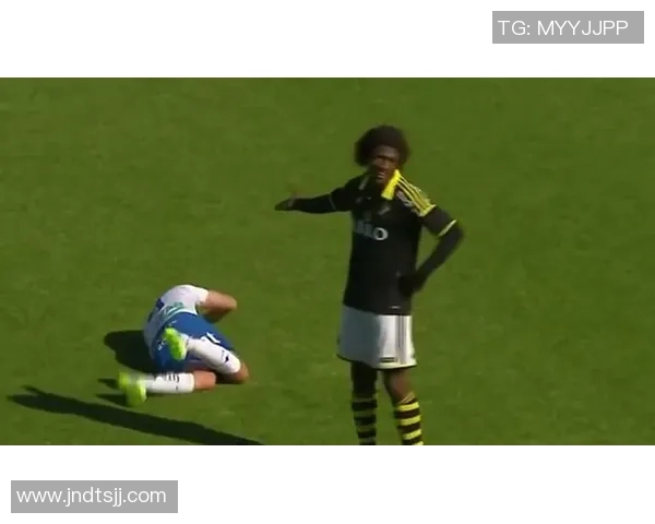 日本足球球星代言广告语创新解析:激励、情怀与品牌共鸣的完美结合 日本足球球星代言广告语创新解析:激励、情怀与品牌共鸣的完美结合